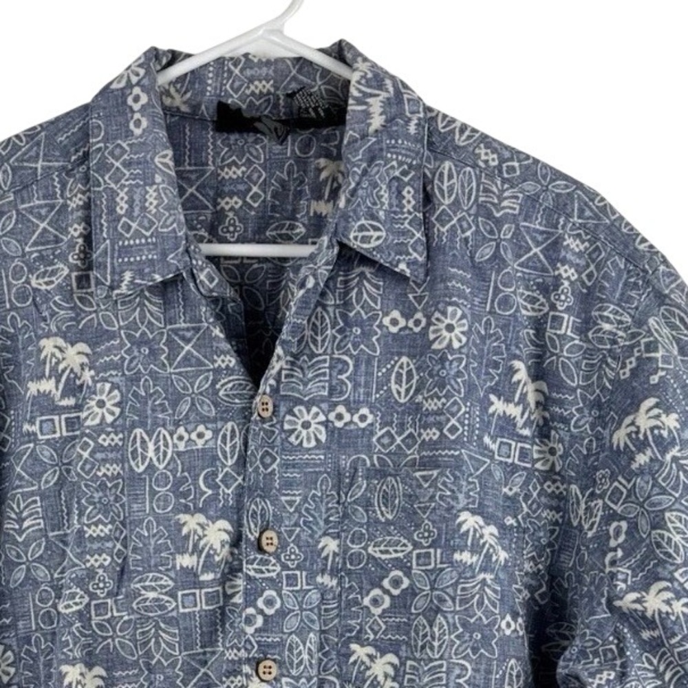 OP Ocean Pacific Button Up Shirt Mens Medium Blue Tribal Palm Tree Aloha Cotton